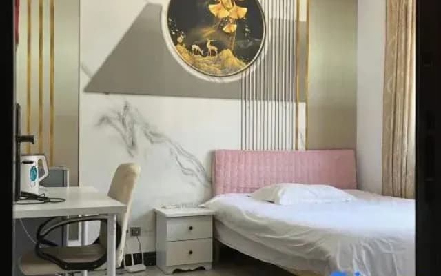 Yijia Theme Hostel