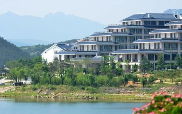 Dreamoon Blue Horizon Junhua Hotel
