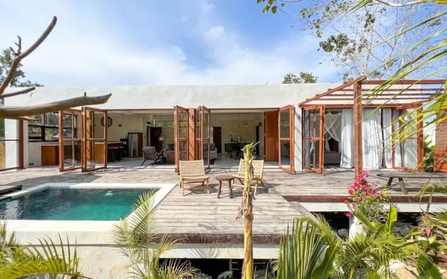 Nowhere Villa