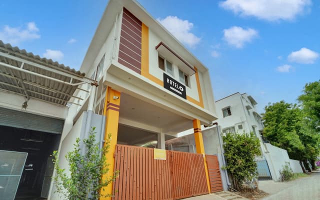 Hotel O Jaganath Nagar Near Hopes College