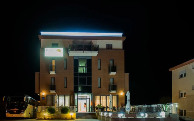 Hotel Luna