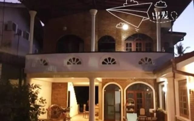 Villa De Rosh