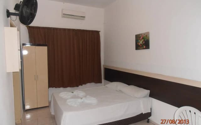 Hostel Normandie