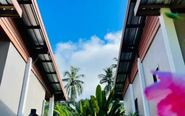Phurin Thara Resort