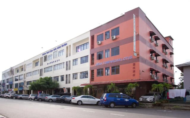 Lotus Hotel
