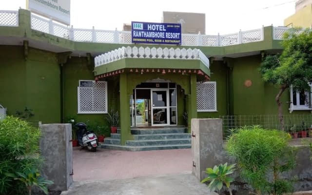 Hotel Ranthambhore Resort