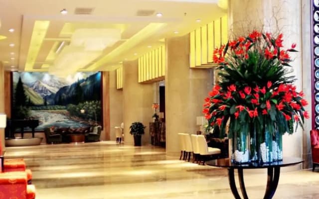 Oasis Grand Hotel