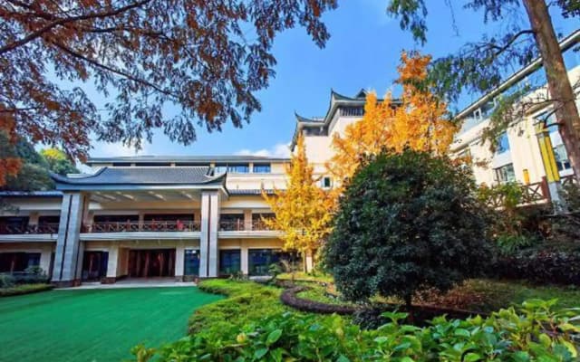 Cuiping Mountain Hotel