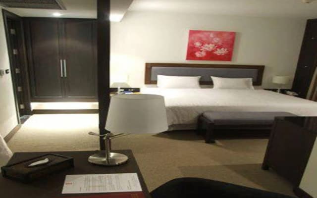 Sunee Grand Hotel and Convention Center