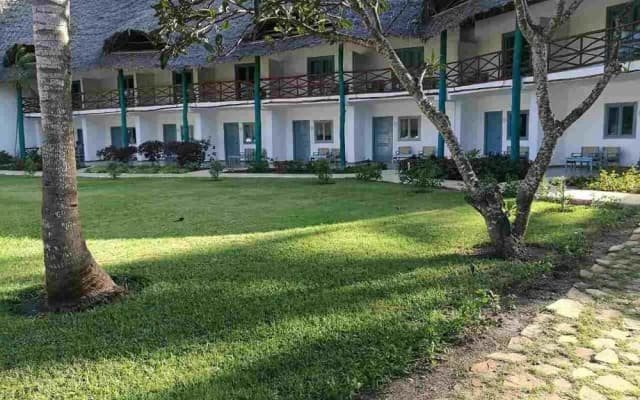 Royal Mandarin Hotel & Resort