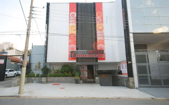Calamares Hotel