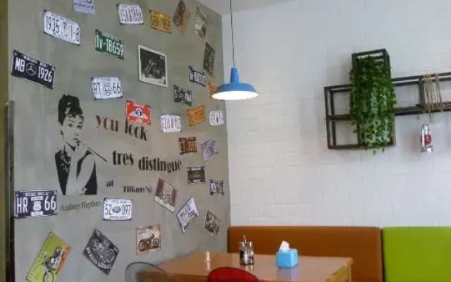 Haiyou Hotel (Taizhou Jinying Commercial Street Branch)