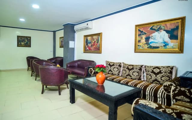 Apart Hotel Larbi