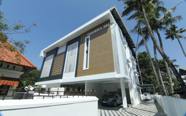 Chandra Inn