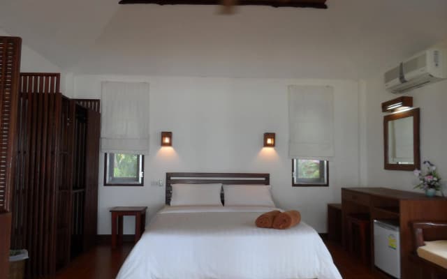 Sea Scene Resort