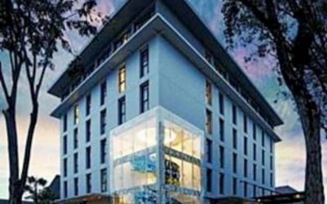 Artotel Hotel Surabaya