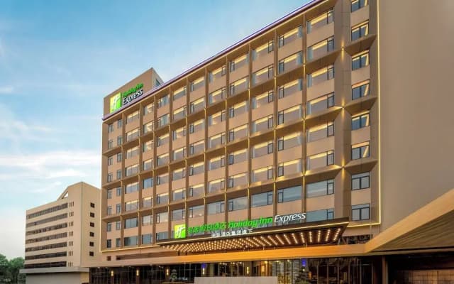 Holiday Inn Express Haikou World Trade Center