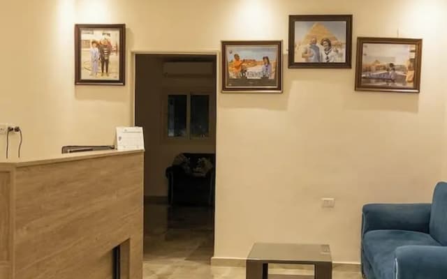 Hassan Pyramids Hotel