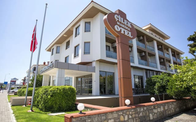 Cilek Marina Hotel