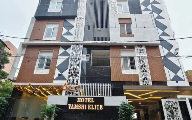 Hotel Vamshi Elite