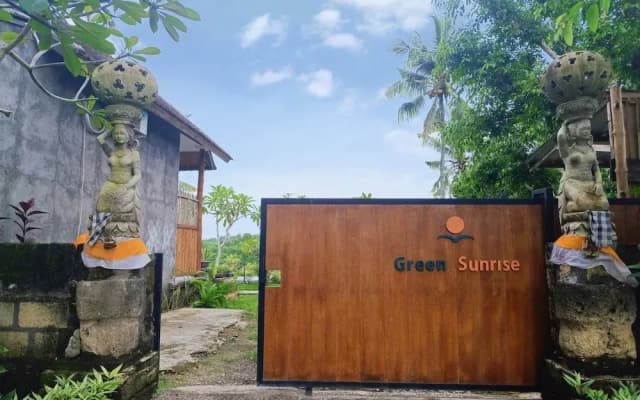 Green Sunrise Hill View