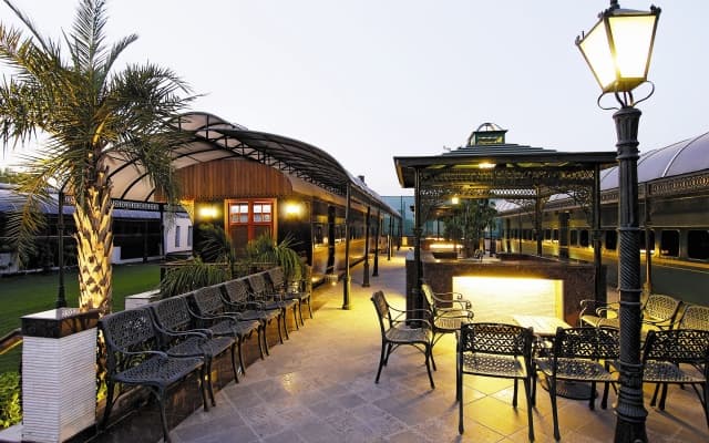 Tivoli Garden Resort Hotel