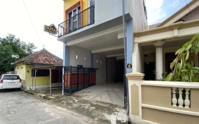 Duta Elite Kostel Syariah Near Rsud Caruban Redpartner