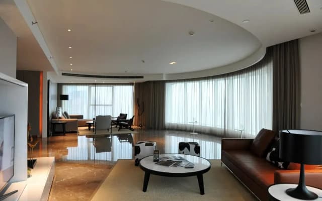 Qingdao Haiyi Sailing Hotel
