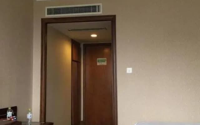 Dongshan Hotel
