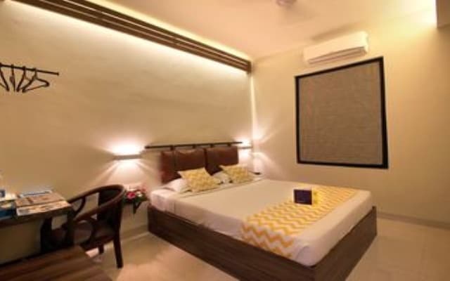 FabHotel Arastu Plaza