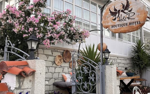 H&R Alaçatı Hotel