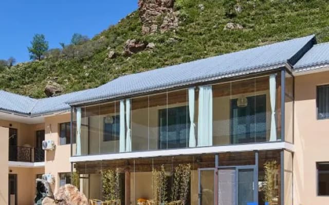 Floral Hotel· Hotel in Jiayue, Mount Wutai（Mount Wutai Scenic Spot Store））
