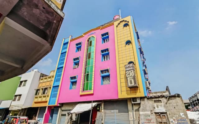 Suraj Residency by OYO Rooms