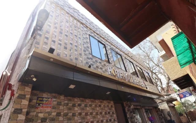OYO Flagship 30884 Hotel Lr Regency