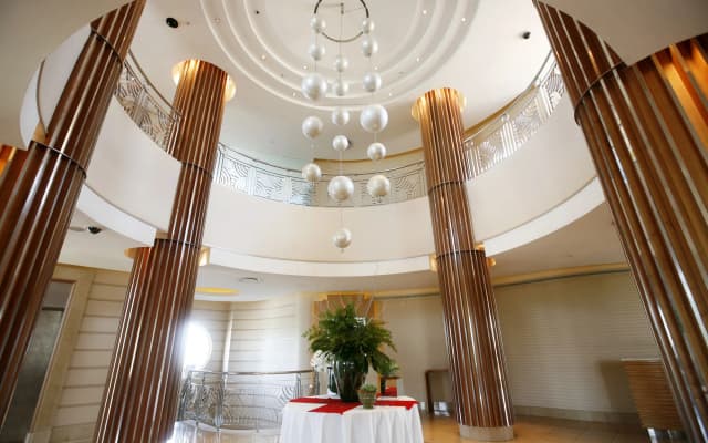 Suncoast Hotel & Towers