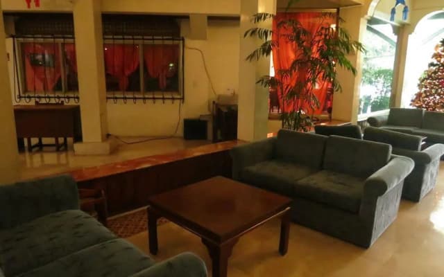 Garden Plaza Hotel and Suites