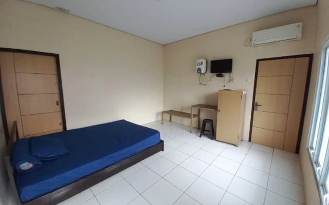 OYO LIFE 93634 Penginapan D'palinggihan Syariah