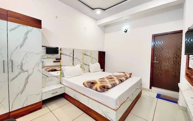 Vista Hotel Naini Lake View Nainital