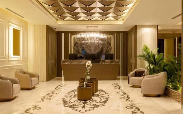 Lilium Hotel & Suites