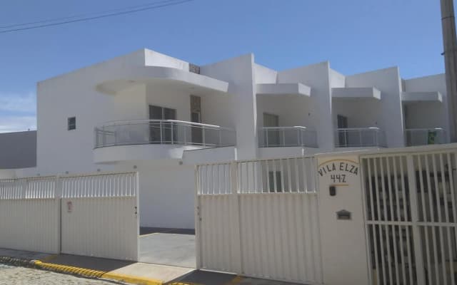 Casa-2 Condomínio Elza em Arraial do Cabo