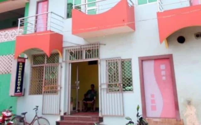 Goroomgo Srikhetra Swargadwar Puri