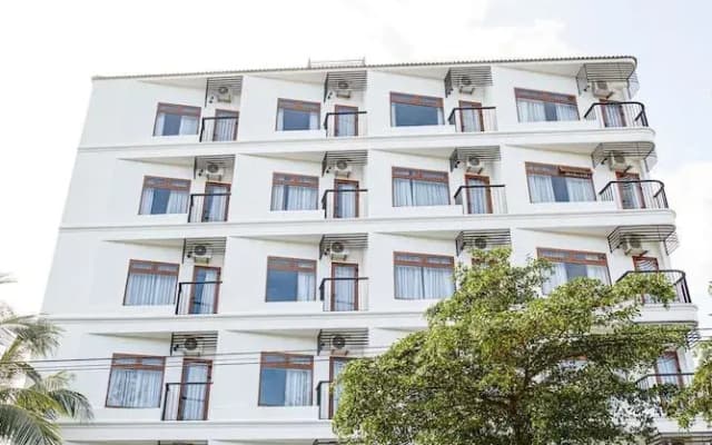 HA Ocean Front Hotel and Apartment