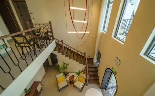Lichen Homestay (Jianshui Ancient City Center)