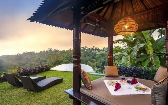 Bubble Hotel Bali Ubud - Glamping
