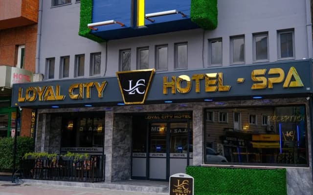 Loyal City Hotel