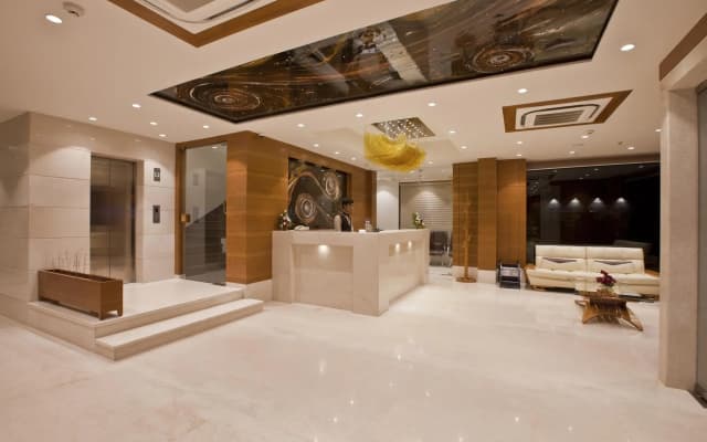 Hotel Rezaas