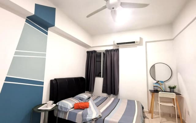 Menjalara Share House 中文房东-Room Only