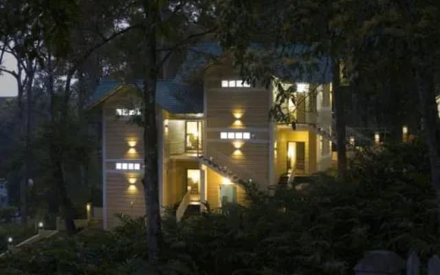 Areva Inn
