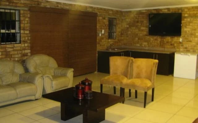 Bruno Comfort Suites