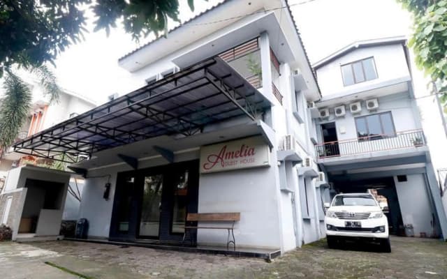 RedDoorz Plus near Undip Tembalang